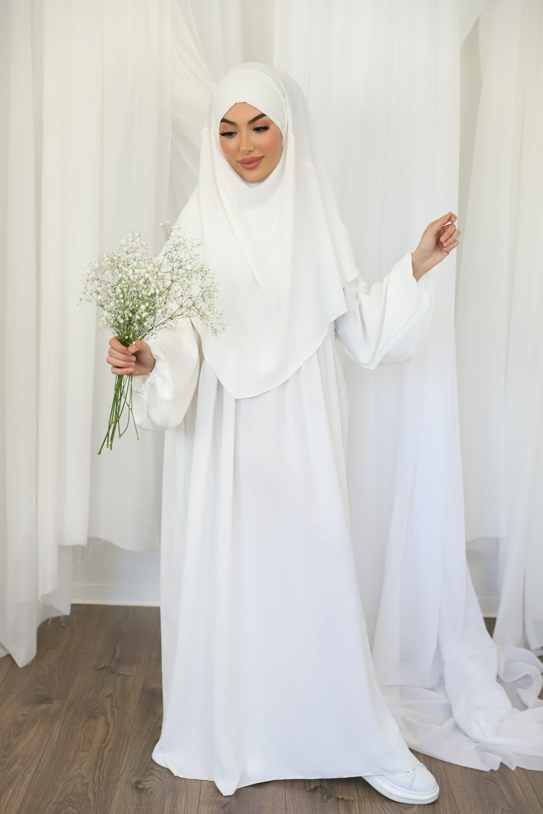 Khaleesi Abaya Set in Weiß