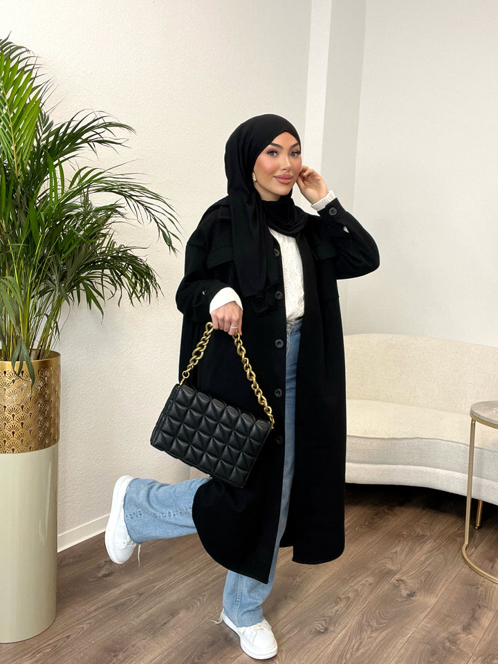 Nia Oversized Mantel in Schwarz