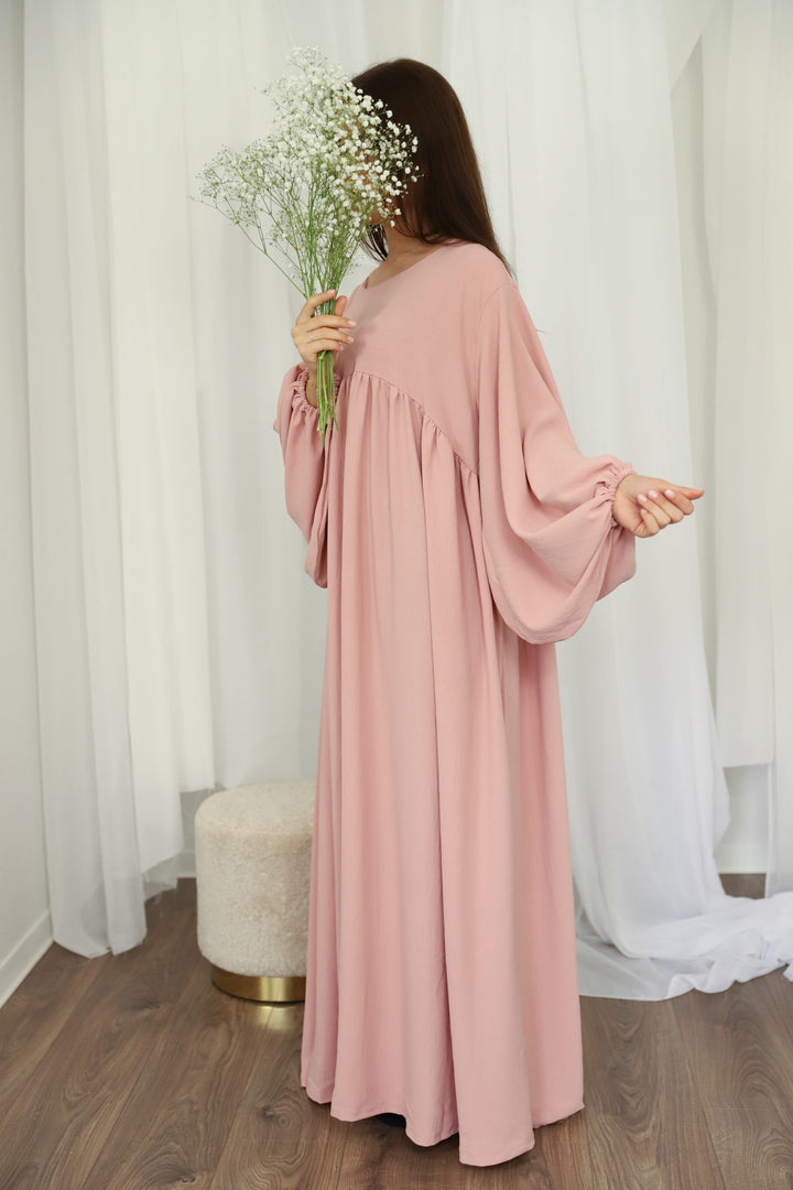 Nour Abaya in Rosa