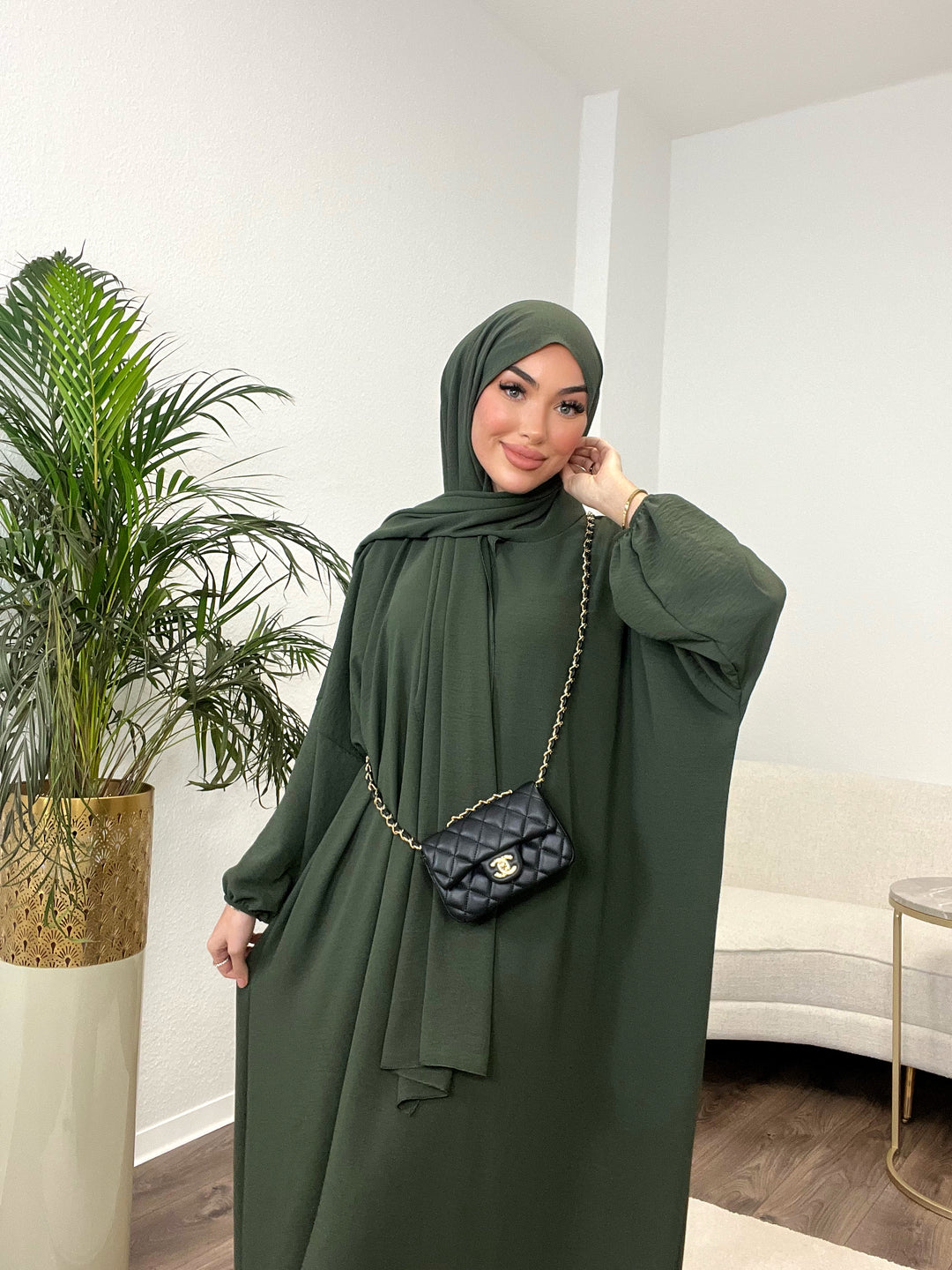 Coco Abaya mit integriertem Hijab in Khaki